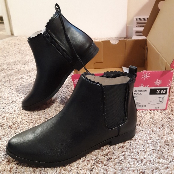 Arizona Jean Company Other - Arizona Black Ribbon Booties  sz 3M